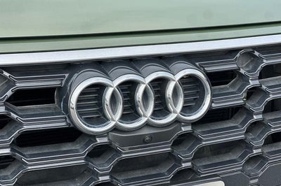 2022 Audi Q5 S line Premium Plus