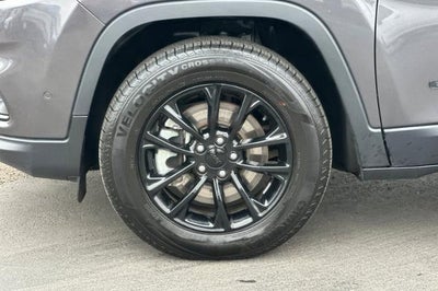 2023 Jeep Cherokee Altitude Lux 4x4