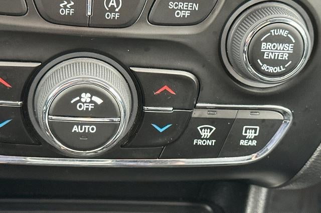 2023 Jeep Cherokee Altitude Lux 4x4