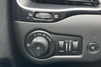 2023 Jeep Cherokee Altitude Lux 4x4