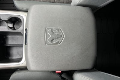 2017 RAM 1500 Big Horn Crew Cab 4x4 5'7" Box