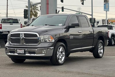 2017 RAM 1500 Big Horn Crew Cab 4x4 5'7" Box