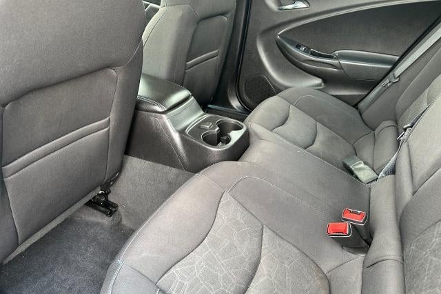 2018 Chevrolet Volt LT