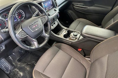 2022 GMC Acadia AT4