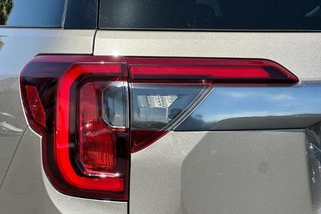 2022 GMC Acadia AT4