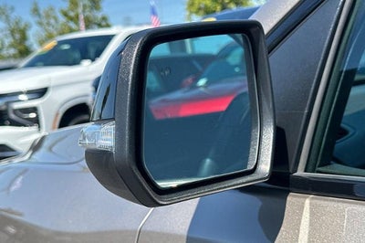 2022 GMC Acadia AT4