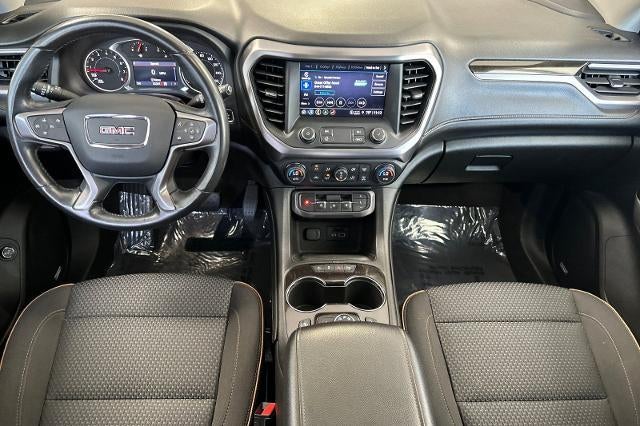 2022 GMC Acadia AT4