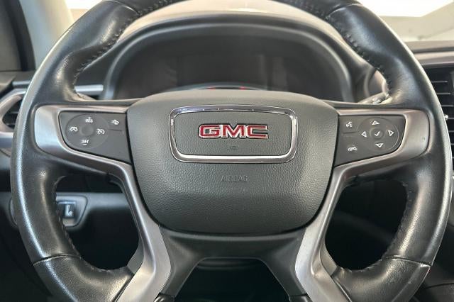 2022 GMC Acadia AT4