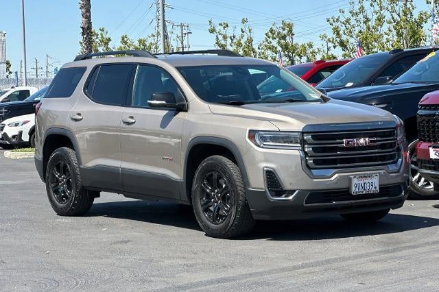 2022 GMC Acadia AT4