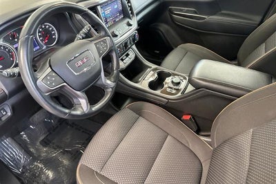 2022 GMC Acadia AT4