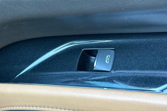 2023 Cadillac Escalade ESV Premium Luxury