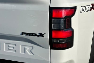 2023 Nissan Frontier Crew Cab PRO-X 4x2