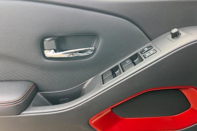 2023 Nissan Frontier Crew Cab PRO-X 4x2