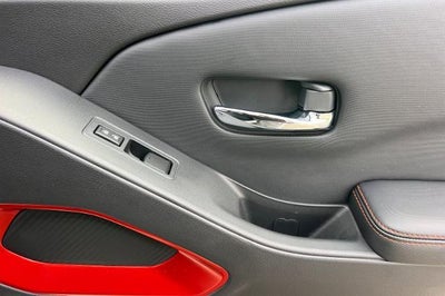 2023 Nissan Frontier Crew Cab PRO-X 4x2