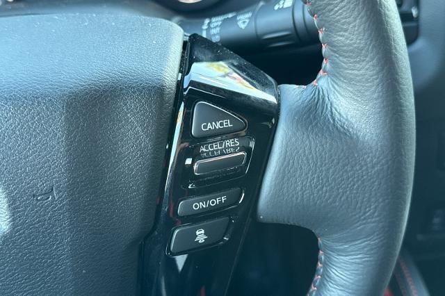 2023 Nissan Frontier Crew Cab PRO-X 4x2