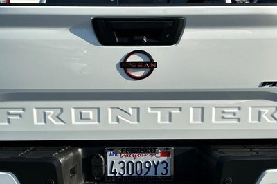 2023 Nissan Frontier Crew Cab PRO-X 4x2