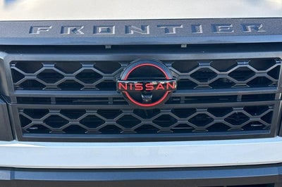 2023 Nissan Frontier Crew Cab PRO-X 4x2