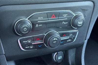 2021 Dodge Charger SXT RWD