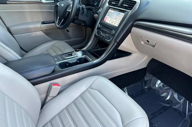 2017 Ford Fusion Energi SE Luxury