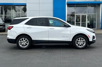 2022 Chevrolet Equinox LS