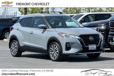 2023 Nissan Kicks SV Xtronic CVT