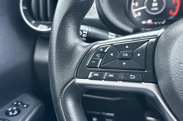 2023 Nissan Kicks SV Xtronic CVT