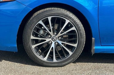 2019 Toyota Camry SE