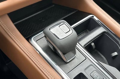 2023 Nissan Pathfinder Platinum FWD