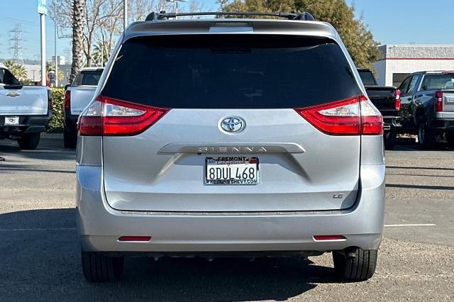 2015 Toyota Sienna LE AAS