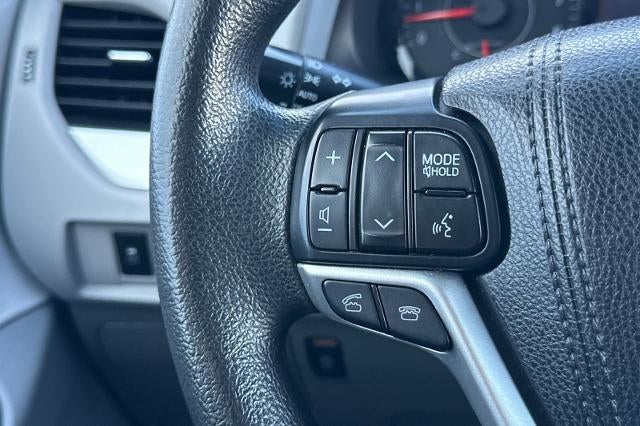 2015 Toyota Sienna LE AAS