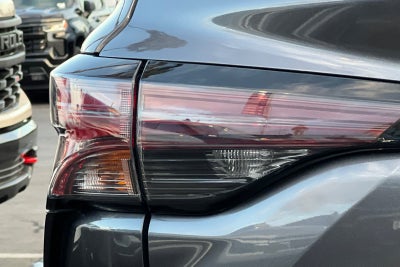 2025 Toyota Sienna LE