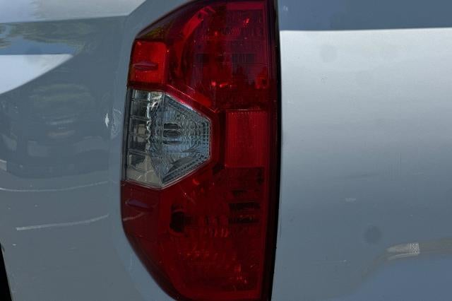 2018 Toyota Tundra SR5 5.7L V8