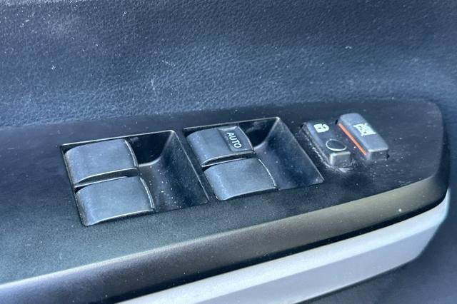 2018 Toyota Tundra SR5 5.7L V8