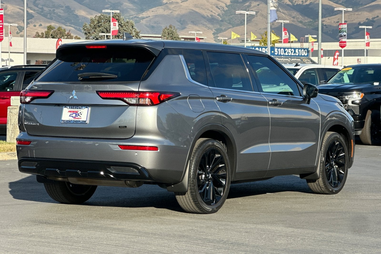 2023 Mitsubishi Outlander SEL Black Edition 2WD