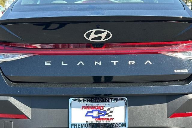 2025 Hyundai Elantra Hybrid SEL Sport