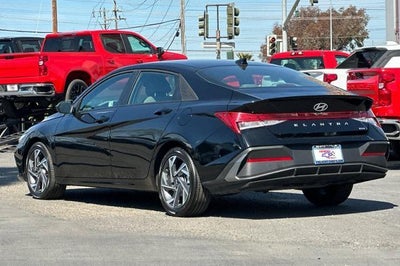 2025 Hyundai Elantra Hybrid SEL Sport