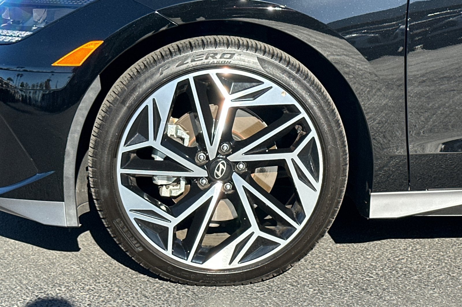 2025 Hyundai IONIQ 6 SEL
