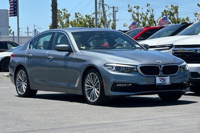 2017 BMW 530i 530i