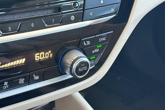 2017 BMW 530i 530i