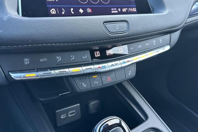 2023 Cadillac XT4 FWD Luxury