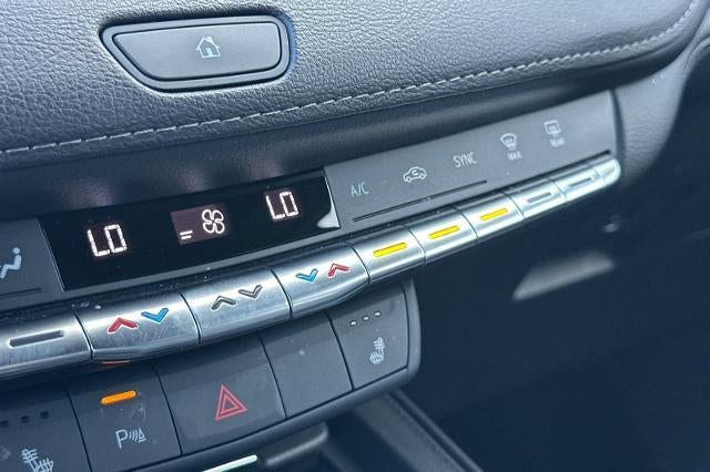 2023 Cadillac XT4 FWD Luxury