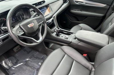 2023 Cadillac XT6 Luxury