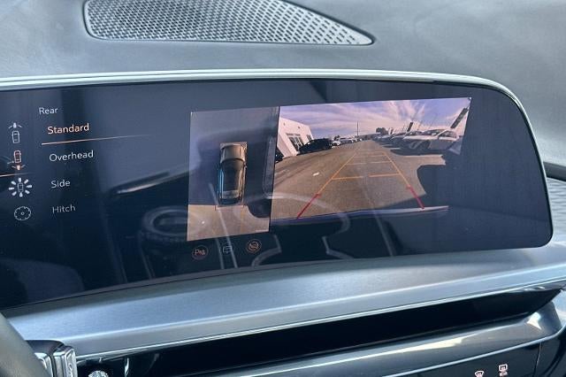 2025 Cadillac LYRIQ Luxury 1