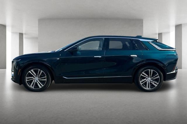 2025 Cadillac LYRIQ Luxury 1