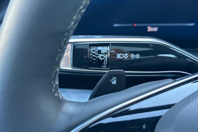 2024 Cadillac LYRIQ Luxury 1