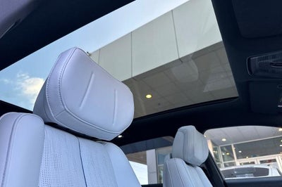 2024 Cadillac LYRIQ Luxury 1