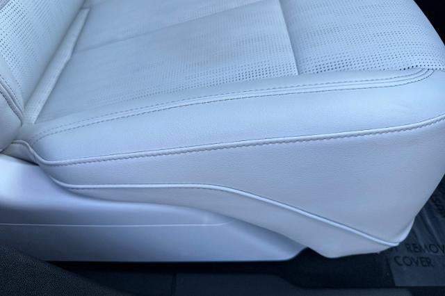 2024 Cadillac LYRIQ Luxury 1