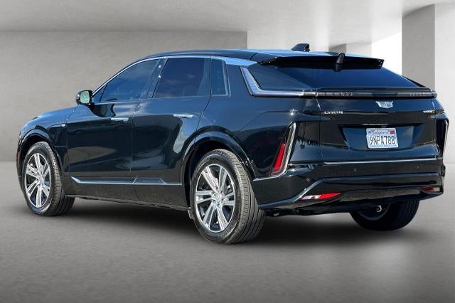 2024 Cadillac LYRIQ Luxury 1
