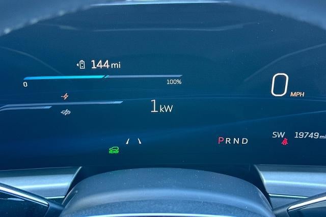 2024 Cadillac LYRIQ Luxury 1