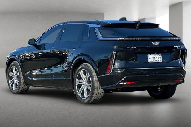 2024 Cadillac LYRIQ Luxury 1